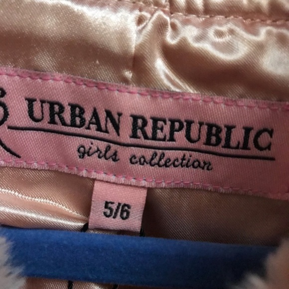 Brand New Urban Republic Faux Fur Girls Jacket - Picture 4 of 6